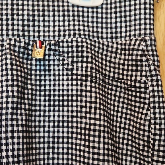 Tommy Hilfiger High Rise Stretch Bermuda Shorts, Size 10, Black & White Plaid - Picture 3 of 9